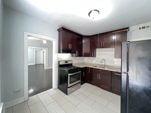 8856 S Lowe AVE #2R, Chicago, IL 60620