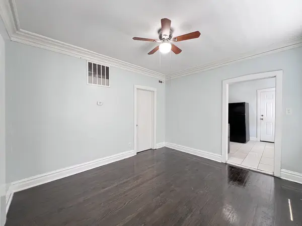 8856 S Lowe AVE #2R, Chicago, IL 60620