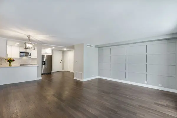 6007 N Sheridan RD #18F, Chicago, IL 60660
