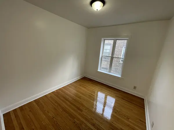 7123 S Merrill AVE #2, Chicago, IL 60649