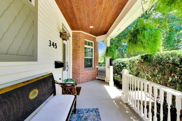 345 Madison AVE, Glencoe, IL 60022