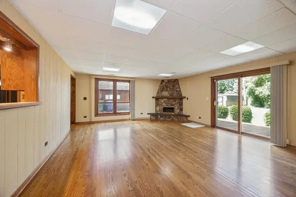 8240 W 135 ST, Orland Park, IL 60462