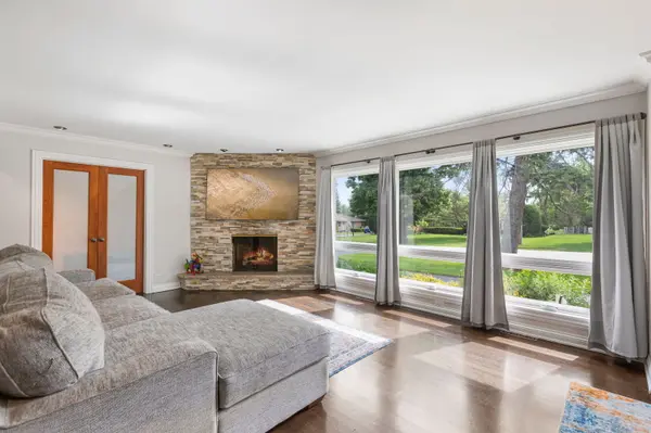 606 Country Club DR, Itasca, IL 60143
