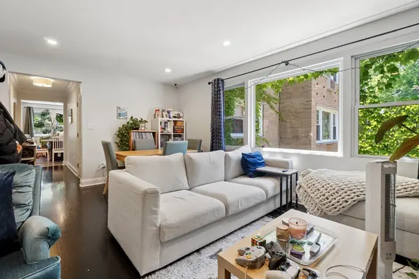 1528 W Chase AVE #2C, Chicago, IL 60626