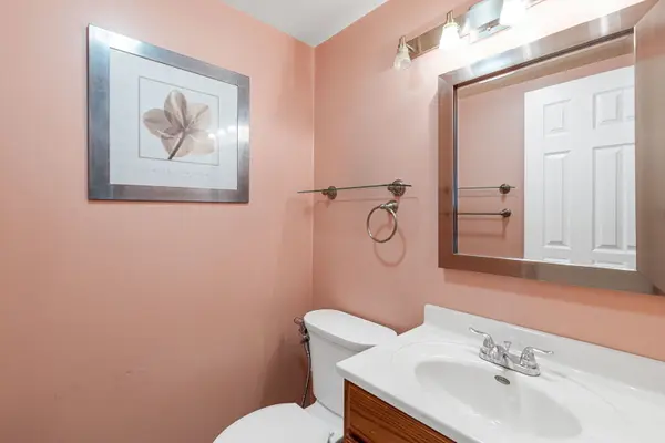 1727 W Estes AVE #C, Chicago, IL 60626