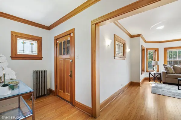 6017 N Austin AVE, Chicago, IL 60646