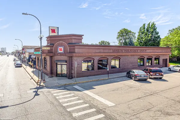 4939 W 95th ST, Oak Lawn, IL 60453