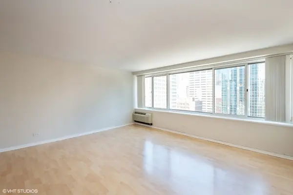211 E Ohio ST #2207, Chicago, IL 60611