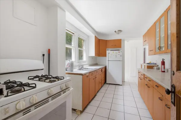 5431 S Hermitage AVE, Chicago, IL 60609