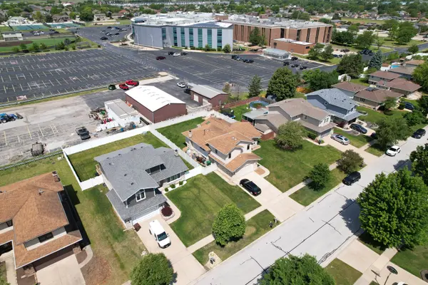 17218 Shetland DR, Tinley Park, IL 60487