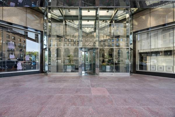 950 N Michigan AVE #4202, Chicago, IL 60611