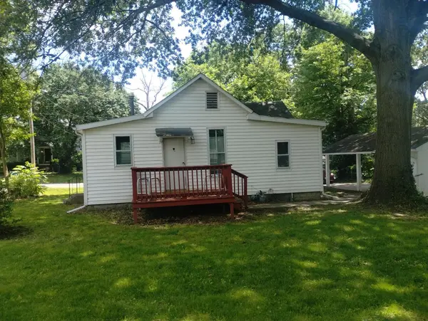 207 N 8th ST, Mt Vernon, IL 62864