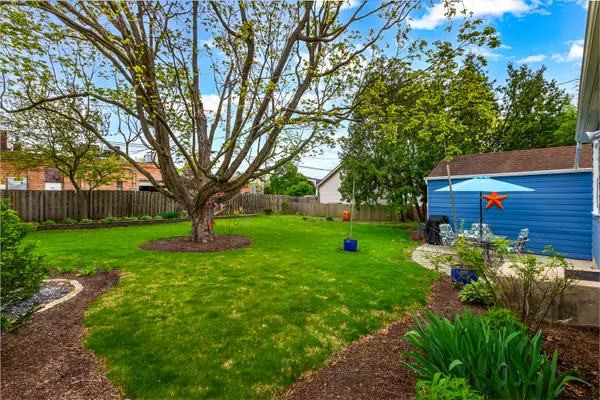 826 N Main ST, Naperville, IL 60563