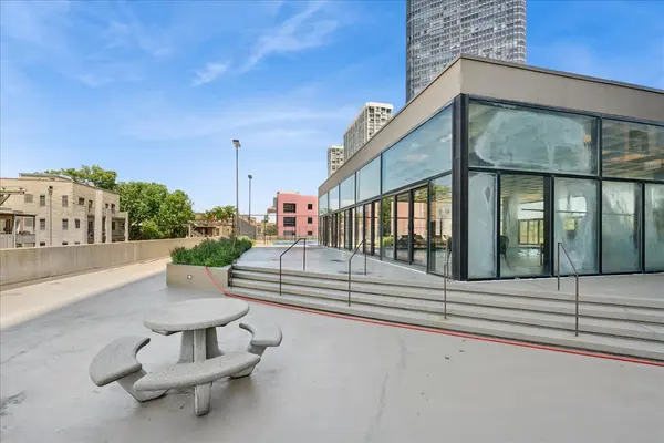 5320 N SHERIDAN RD #1911, Chicago, IL 60640