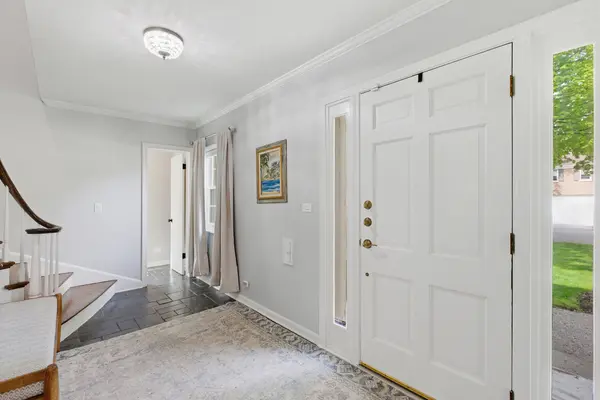 9343 Hamlin AVE, Evanston, IL 60203