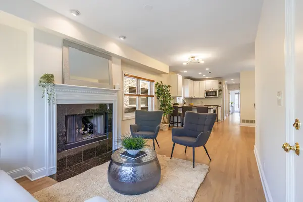 1447 W Walton ST #2, Chicago, IL 60622