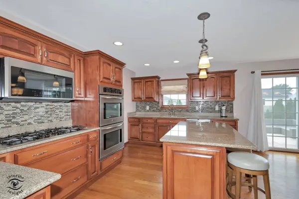 1873 Claire DR, Bourbonnais, IL 60914