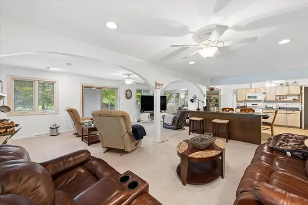 459 W Millers RD, Des Plaines, IL 60016