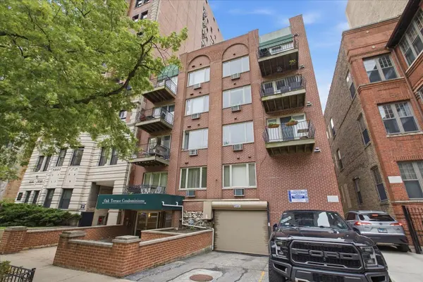 435 W Oakdale AVE #4F, Chicago, IL 60657