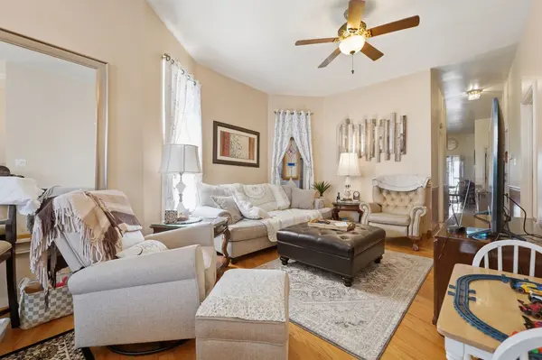 4522 S Union AVE, Chicago, IL 60609