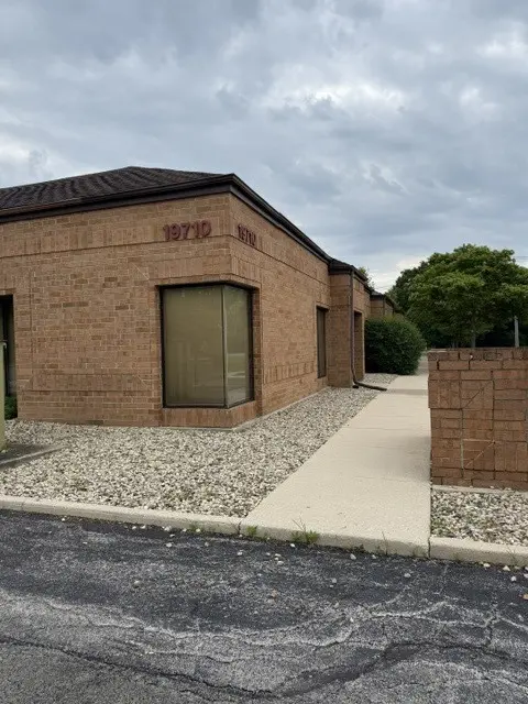 19740 Governors HWY #101, Flossmoor, IL 60422