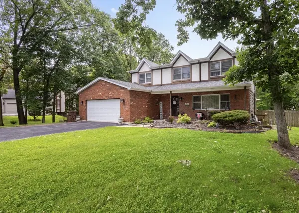 24216 S Plum Valley DR, Crete, IL 60417