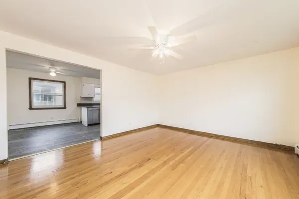 6612 N Harlem AVE #2W, Chicago, IL 60631