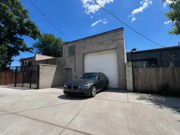 1520 N Throop ST, Chicago, IL 60642
