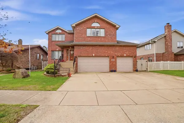 5733 W 97th ST, Oak Lawn, IL 60453