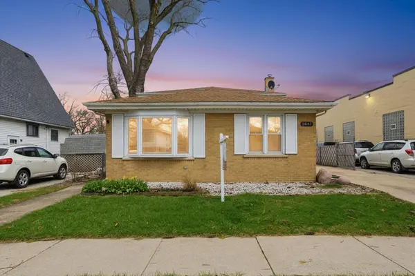 3841 Arthur AVE, Brookfield, IL 60513