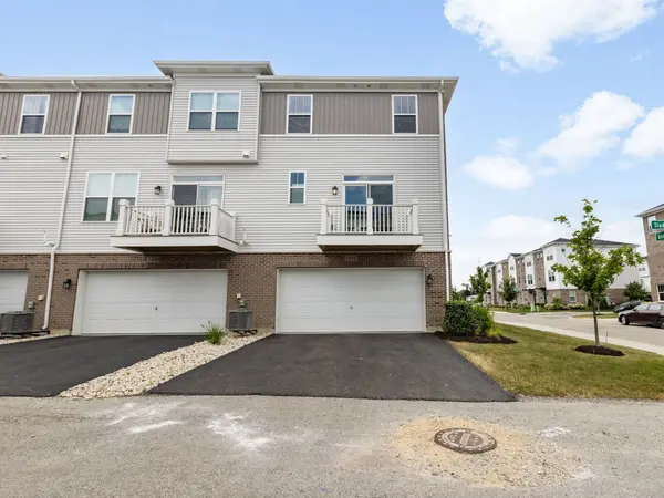 1534 Slade WAY, Des Plaines, IL 60018