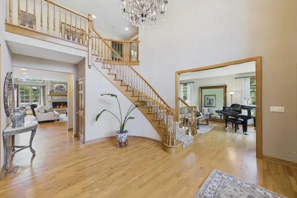 1578 Roanoke CT, Long Grove, IL 60047