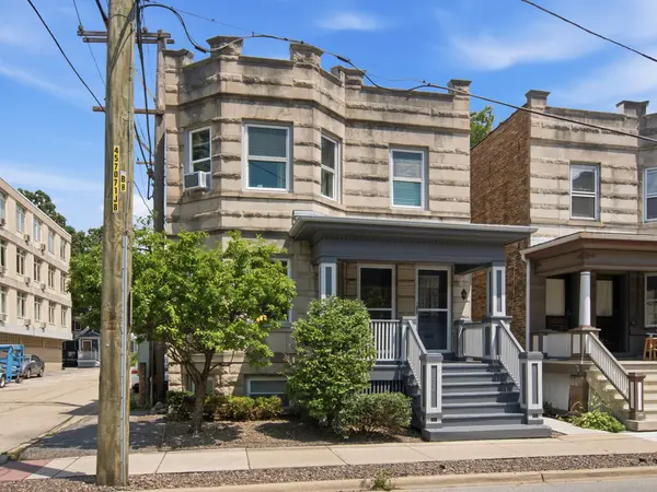 212 N Marion ST, Oak Park, IL 60302