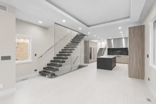 1620 W Pierce AVE, Chicago, IL 60622