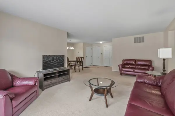 326 Park AVE #21, Clarendon Hills, IL 60514