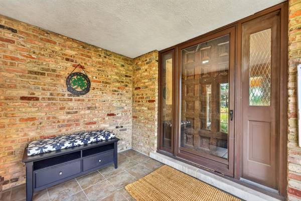 1206 Aberdeen RD, Inverness, IL 60067