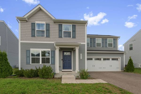 211 Buckeye ST, Waterman, IL 60556