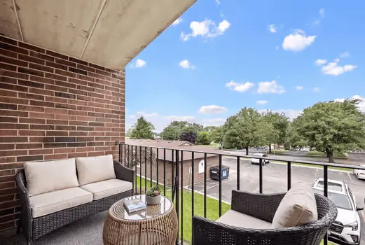 10511 S Roberts RD #2A, Palos Hills, IL 60465