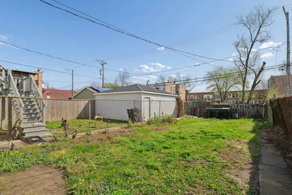 6521 S Saint Lawrence AVE, Chicago, IL 60637