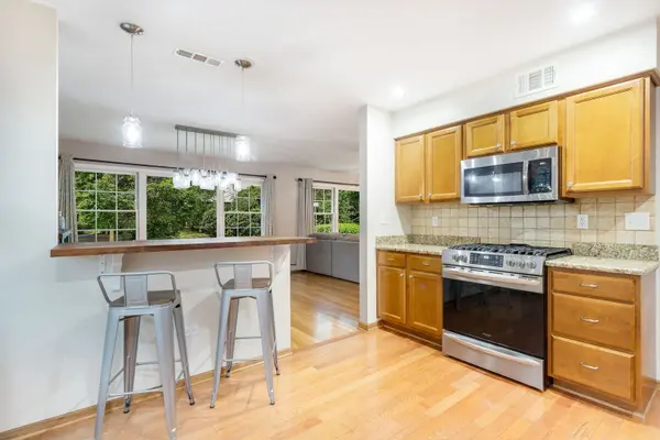 600 Sherman ST, Downers Grove, IL 60515