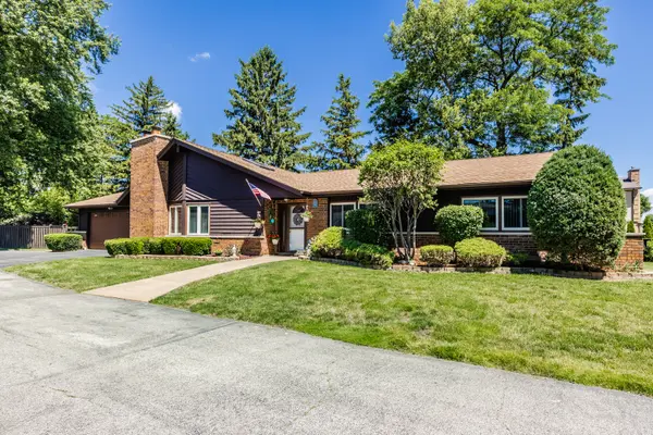 1312 N River RD, Mount Prospect, IL 60056