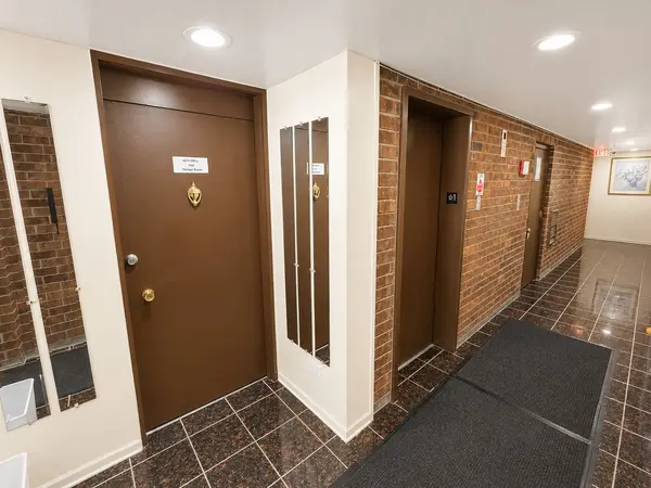 336 Lathrop AVE #603, Forest Park, IL 60130