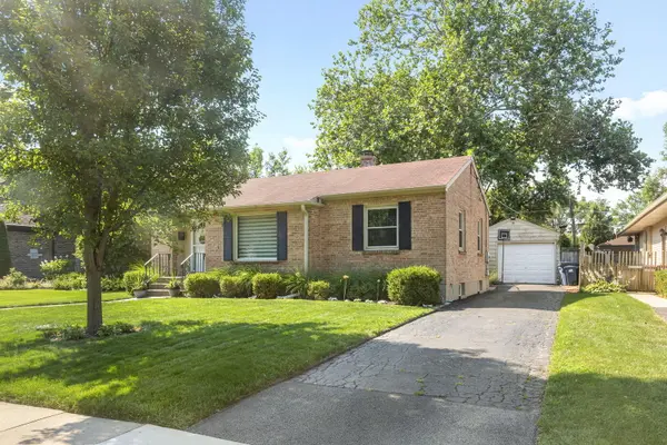 515 Longfellow AVE, Deerfield, IL 60015