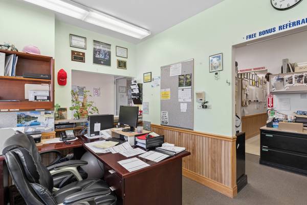 1815-25 E Oakton ST, Des Plaines, IL 60018