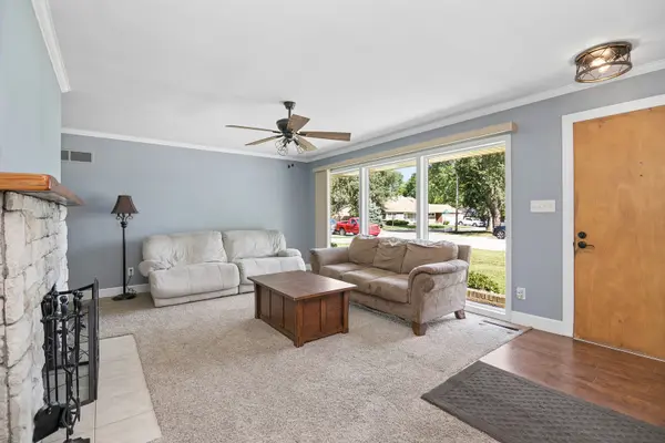 922 W Van Meter ST, Kankakee, IL 60901