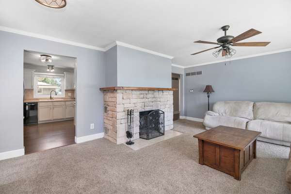 922 W Van Meter ST, Kankakee, IL 60901