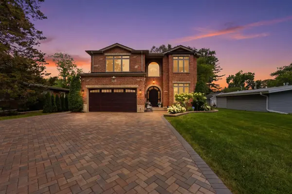 4621 Lilac AVE, Glenview, IL 60025
