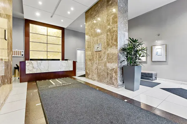 655 W Irving Park RD #2008, Chicago, IL 60613