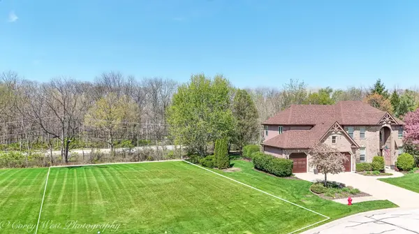 625 Sheffield CIR, Sugar Grove, IL 60554