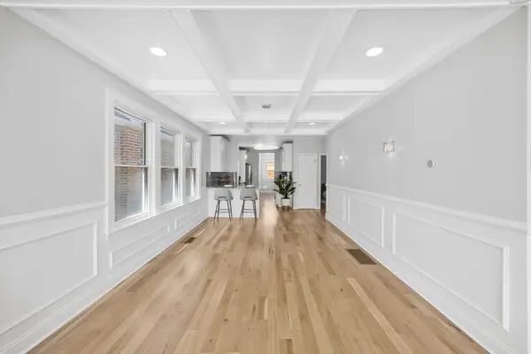 8526 S Euclid AVE, Chicago, IL 60617